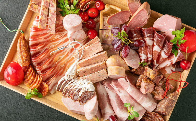 ソーセージ 詰め合わせ バロック シャルキュトリー 8種 セット ウィンナー ウインナー 白カビサラミ 白カビ サラミ パテ ハム ギフト 肉 お肉 豚肉 豚 