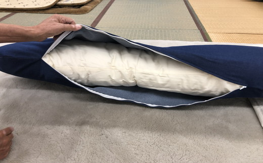 カバー式　もめん綿入り・抱き枕【CW95W】