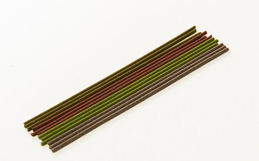 梅薫堂の香木伝来伝承地から贈る天然香料のお線香　　[線香 お供え お香 人気 インセンス アロマ 墓参り 仏具]