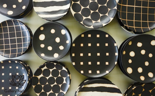 【沖縄のかわいい器】陶factory509 モノクロ皿／白四角