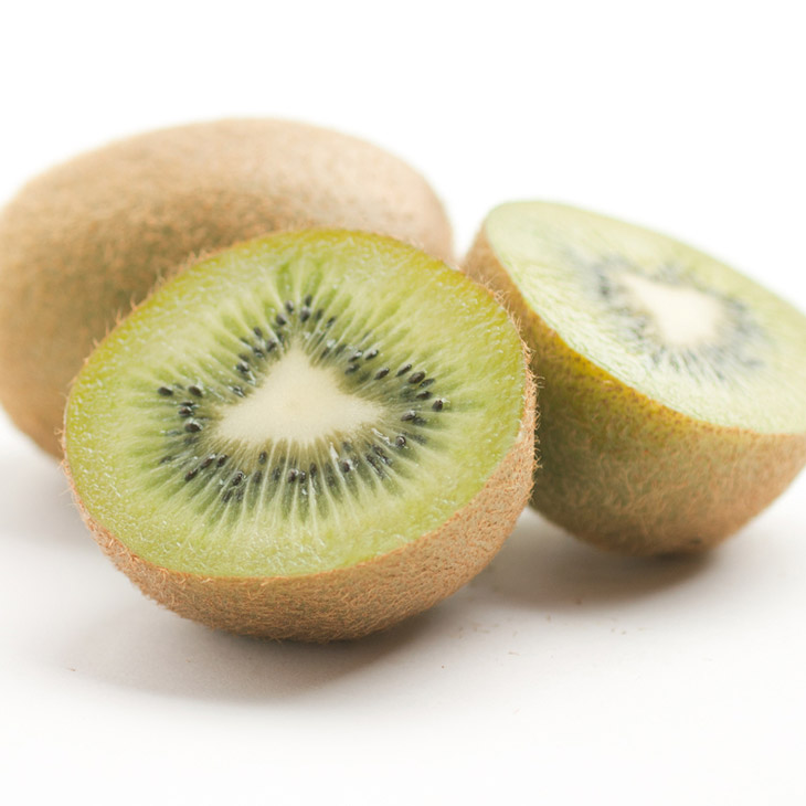 ＜2025年11月より発送＞家庭用キウイフルーツ2.5kg+250g（傷み補償分）◇【わけあり・訳あり・扁平果】　※北海道・沖縄・離島への配送不可　※2025年11月中旬～2026年4月下旬頃に順次発送予定