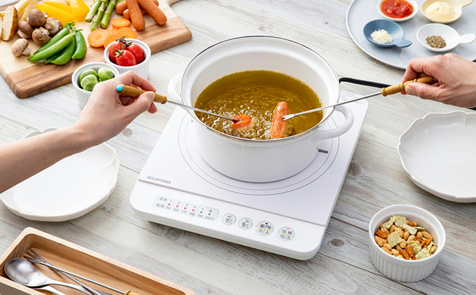 IHクッキングヒーター IHコンロ 1400W IHK-T35-W 卓上 コンロ アイリスオーヤマ 一口コンロ 卓上コンロ コンパクト 調理 調理家電 キッチン 台所 静音 新生活 