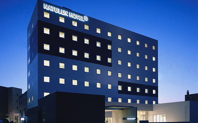 FURANO NATULUX HOTEL　朝食付ペア宿泊券（ダブル）【OFFシーズン】ホテル 旅行 北海道 富良野 ふらの 宿泊 チケット 体験 旅 食事 