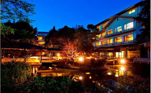 【石川県能美市】辰口温泉 まつさき【桃山庵 侘助の間】1泊2食付きペア宿泊券(2名様分) 温泉半露天風呂付(和洋室)
