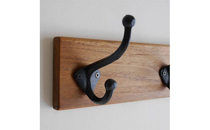 無垢チーク材＆5連大きなアイアンダブルフックのウォールコートハンガー 85cm （ウォールフック，帽子掛け，コート掛け，玄関，家具） 雑貨 日用品 インテリア ウォールハンガ 天然無垢木材 