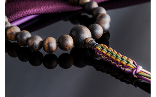 1400年の歴史を誇る近江の数珠職人が手掛けた 男性用 黒柿の念珠【F010W】