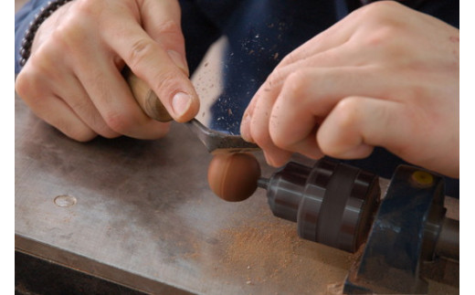 1400年の歴史を誇る近江の数珠職人が手掛けた 女性用 黒柿の念珠【F011W】