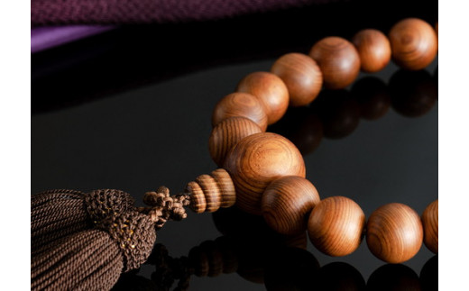 1400年の歴史を誇る近江の数珠職人が手掛けた 男性用 屋久杉の念珠【F012W】