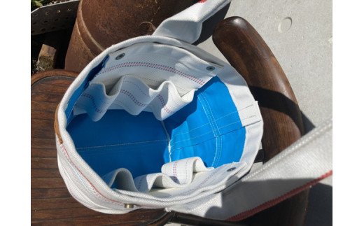 消防ホースアップサイクル【バケツ型バッグNEW】白ベース【DP01W】