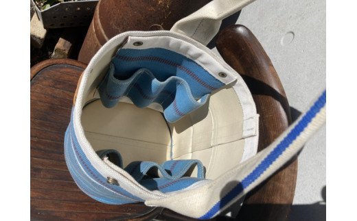 消防ホースアップサイクル【バケツ型バッグNEW】青ベース【DP02W】