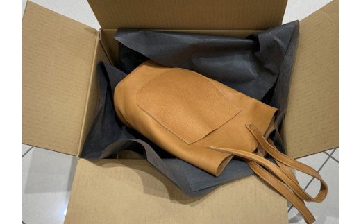 【八幡レザー 】バケツ型バッグ（キャメル）【DP05W】