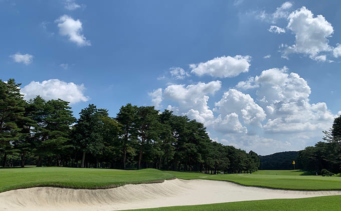 【平日限定】嵐山カントリークラブ ゴルフプレー券 2名様 ゴルフ場利用権 