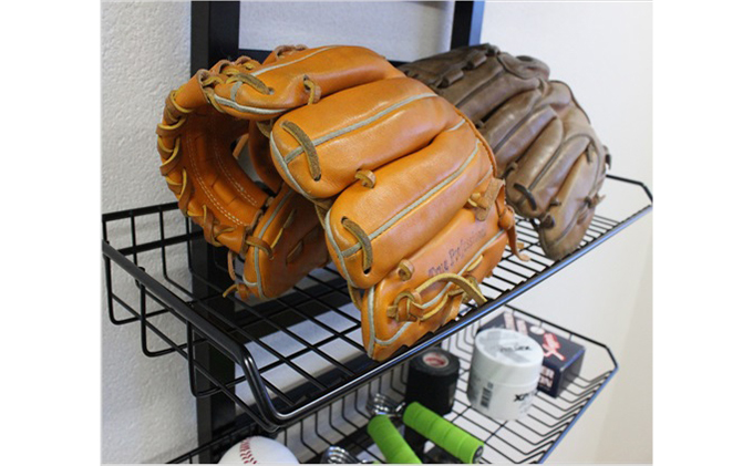 野球道具突っ張りラック 白 バットスタンド ソフトボール 国産 インテリア 組み立て必要 野球用品収納 