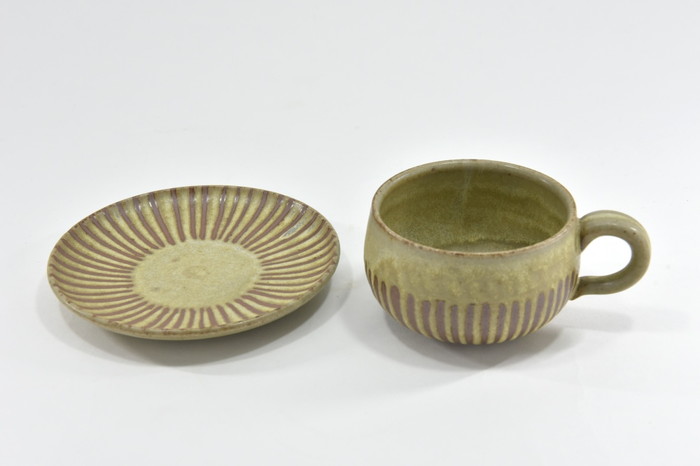 京焼「新羅釉木賊紋コーヒー碗・皿」(ピスタチオグリーン)1