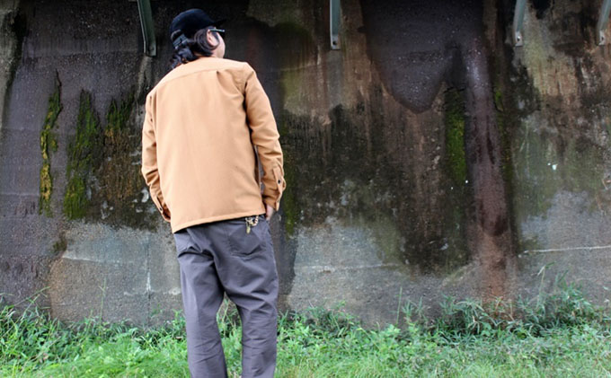 GONZO SURF　ツイーディーコーデュロイシャツ　カラー：キャメル ファッション 服 男性 メンズ 