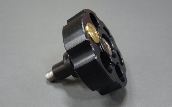  Honda　クロスカブ用　サイドカバーボルト 雑貨 日用品 アルミ削り出し リボルバー シリンダー形状 工具無し 