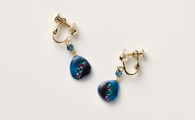 Wear KUTANI イヤリング（たまご）　山下晶子 ファッション小物 ブローチ アクセサリー 民芸品 工芸品 伝統技術 