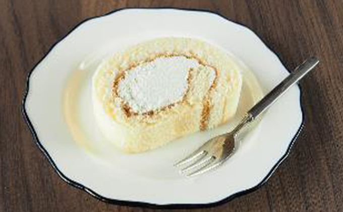 ★ライオンメロン★ ロールケーキ 2本入り 洋菓子 おやつ ギフト 贈り物 ライオンメロン マスクメロン 人気 厳選 袋井市 お菓子 スイーツ メロンロールケーキ