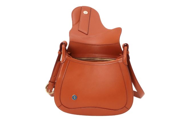 鞍 ショルダーバッグ 大 キャメル いたがき ファッション カバン 