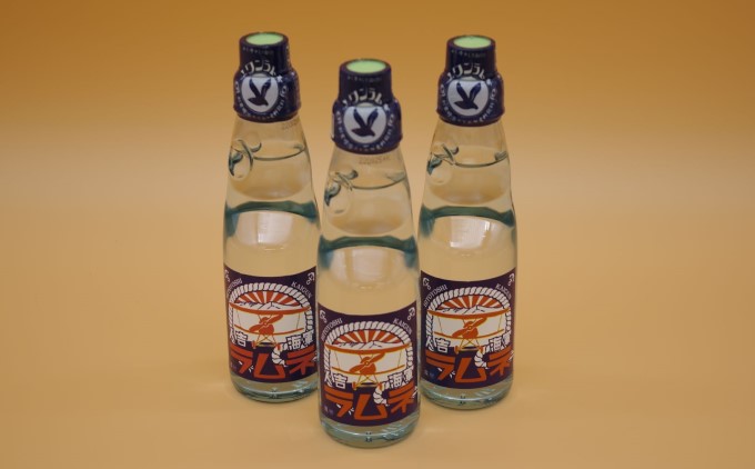 『ひみつ基地ミュージアム』人吉海軍 グルメセット（カレー 3食・ラムネ 3本） 加工食品 惣菜 レトルト 飲料類 炭酸飲料 