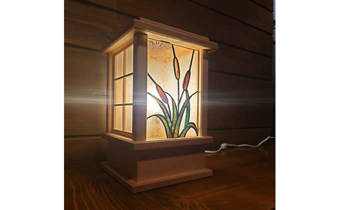 行燈（あんどん） 【職人手造り・青森ヒバ使用・ステンドグラスデザインおまかせ・サイズ：290×190×190mm】 インテリア 癒し空間 プレゼント 