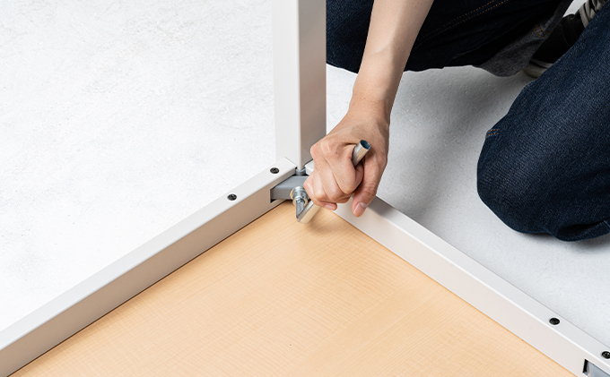 オフィス家具のプロが作る在宅ワーク向けデスク（天板：グレー/ブラック、脚：3色） インテリア 一人用デスク 抗ウイルス 抗菌 防カビ機能 