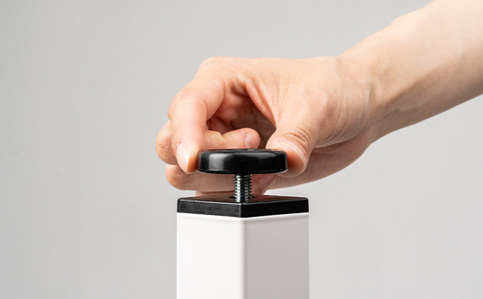 オフィス家具のプロが作る在宅ワーク向けデスク（天板：グレー/ブラック、脚：3色） インテリア 一人用デスク 抗ウイルス 抗菌 防カビ機能 