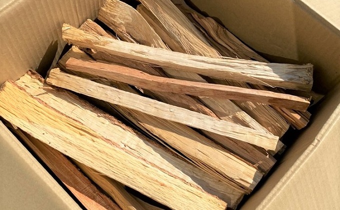 薪 広葉樹 ミックス キャンプ用 18～20kg アウトドア 乾燥薪 キャンプ用品 キャンプ 木材 たき火 焚火 