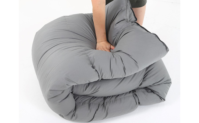 羽毛布団シングル掛け布団日本製ダウン90％1.0kg立体スクエアキルト8か所ループ付き無地グレー 寝具 軽量 抗菌 消臭 立体キルト 