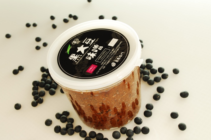 「有機黒大豆味噌」800g〈 みそ 味噌 有機 有機JAS認証 オーガニック 生みそ 天然醸造 発酵食品 豆味噌 大豆味噌 調味料 〉