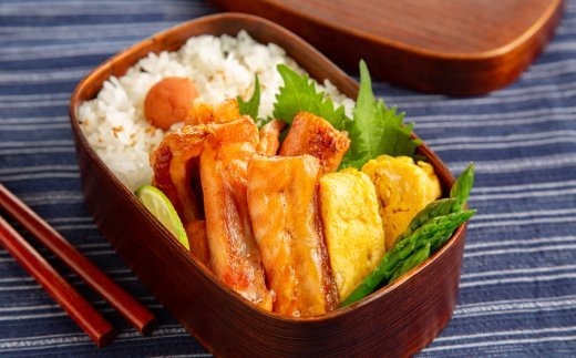 15-355 【年内配送12月15日入金まで】一夜干しサーモンハラスみりん　5袋セット within2025