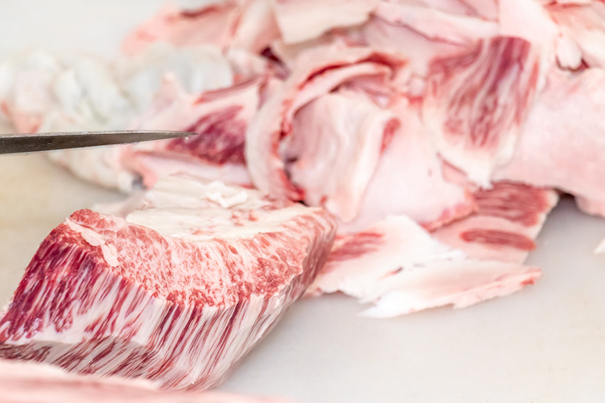 長崎県島原市のふるさと納税 AD173Ａ５ランク！島原和牛１００％ステーキハンバーグ（２枚入） ～自宅で高級レストランの味が楽しめます～