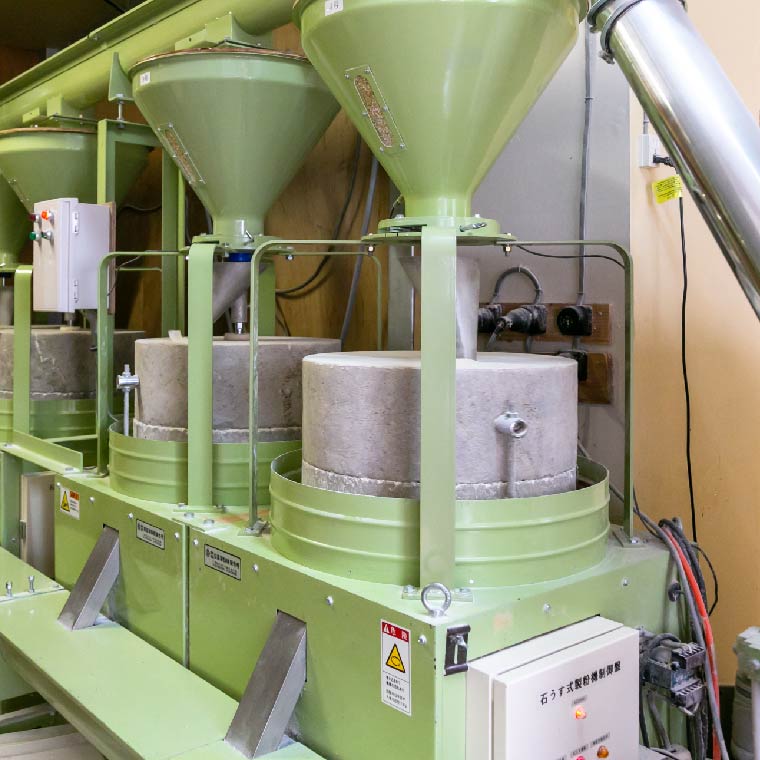 茨城県行方市のふるさと納税 【茨城県共通返礼品／桜川市】【常陸秋そば】そば打ちチャレンジセット(手打ちそば入門テキスト付)｜そば そば粉 常陸秋そば 茨城県共通返礼品 桜川市 そばセット 蕎麦打ち 年越しそば 茨城県 行方市(DX-30)