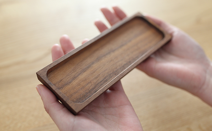 LINDO Towel Tray タオルトレイ 雑貨 食卓 テーブル アイテム 工房 自然 素材 トレー製品 ウォールナット 無垢材 職人 手作業 安心 おしぼり 台拭き ペン 置き トレー 