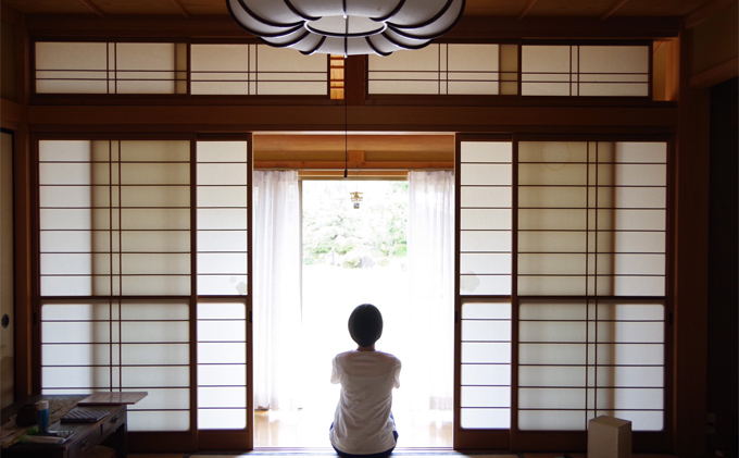 ゲストハウス笑び ペア貸切宿泊プラン 宿泊チケット 星降る宿 田舎 自然 満天 星空 シェアハウス アットホーム 縁側 BBQ お酒 のんびり 花火 焚き火 薪ストーブ ピザ 焼き 体験 2人 