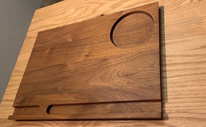 LINDO Multi Tray マルチトレイ キッチン 配膳 用品 グッズ ナチュラル 工房 自然 ウォールナット 無垢材 職人 手作業 箸 カップ スプーン 配置 朝食 ティータイム おやつ 