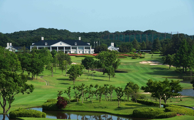 1日プレー券（1・2・7・8月平日利用券） ゴルフ カントリークラブ ゴルフ場 戦略性 ゆったり 豪快 パノラマ 美しい コース なだらか 広々 