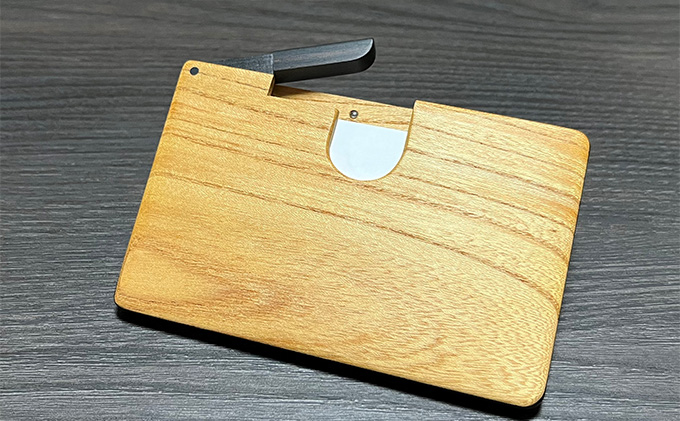 岡山県赤磐市のふるさと納税 木 の 名刺入れ （ケヤキ/黒檀） bolly木工房 木材 ビジネスシーン 工芸品 雑貨 日用品