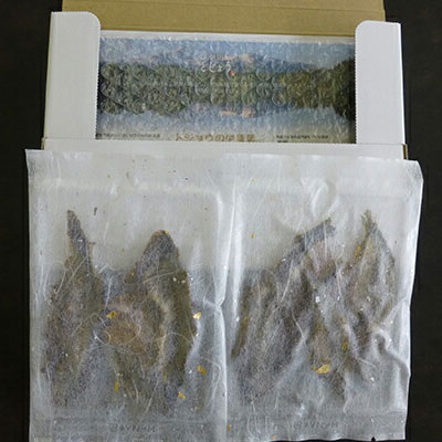 B.C農法で栽培 減農薬・減化学肥料のひとめぼれ 2kg×1袋、にかほ産秋田どじょう「押し身」1箱のセット