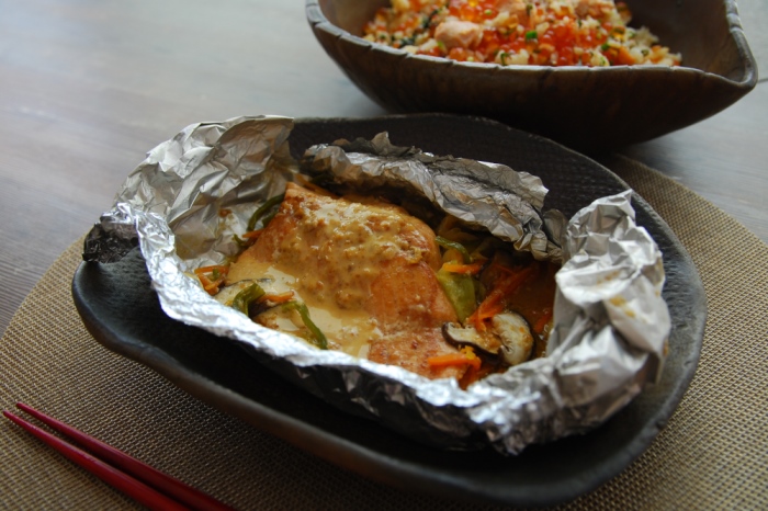 【定期便6か月】有機 発芽玄米白大豆味噌 400g×6回　京都・喜右衛門 〈 定期便 みそ 味噌 有機 有機JAS認証 オーガニック 生みそ 天然醸造 発酵食品 調味料 〉