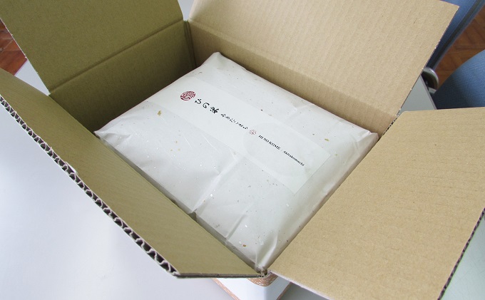 新米 米 お米 《定期便》2kg×7ヶ月 鳥海山の恵み！秋田県産 あきたこまち ひの米（玄米）計14kg（2kg×7回連続）