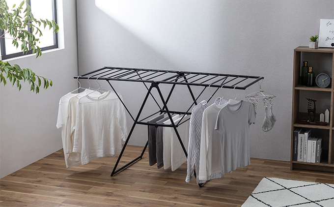 多機能スタイル物干し KTSM-157 ブラック アイリスオーヤマ 洗濯用品 室内干し 黒 スタイリッシュ デザイン 室内物干し バスタオル ふとん 折り畳み式 コンパクト 組み立て不要 簡単設置 