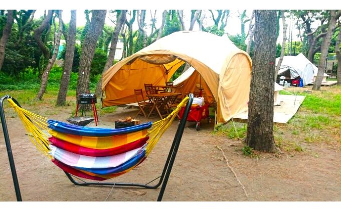 ちがさき柳島キャンプ場でBBQ！WAKUWAKU海鮮セット（引換券） 引き換えチケット バーベキュー 食事 食材 料理 海鮮BBQ 海の幸 魚介類 休日 昼食 アウトドア 