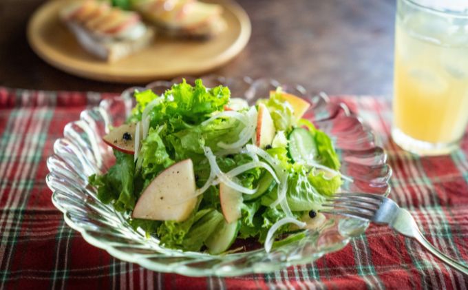 長野県駒ヶ根市のふるさと納税 2026年産 少人数家庭にぴったり！長野県産「シナノスイート」りんご（3kg） 果物 フルーツ デザート 食後 強い甘み ジューシー 爽やか 皮薄い 丸かじり 秋の味覚 旬