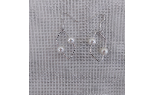 20-24伊勢志摩あこや本真珠ピアス・レクタングルR