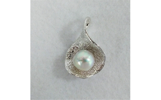 20-55伊勢志摩あこや本真珠ペンダント・ナチュラルバロック(NB04)