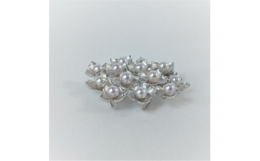 200-17伊勢志摩あこや本真珠ブローチ・あじさい(B02)