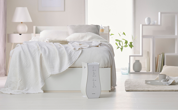 アイリスオーヤマ 布団乾燥機 カラリエ Colors シングルノズル FK-RD1-W オフホワイト ふとん乾燥機 乾燥機 布団乾燥 布団 乾燥 温め 保温 靴乾燥機 靴乾燥 シューズドライヤー ダニ退治 コンパクト 電化製品 家電 宮城 宮城県 大河原 大河原町