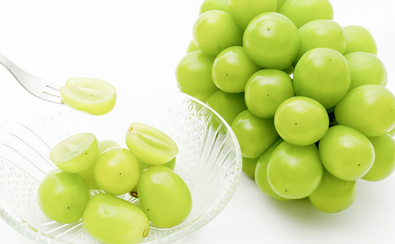 ぶどう 2026年 先行予約 シャイン マスカット 晴王 4房（1房480g以上）約2kg マスカット 岡山県産 国産 フルーツ 果物 ギフト 上品な香り 高級ぶどう 高級シャインマスカット 大粒 種なし 皮ごと 