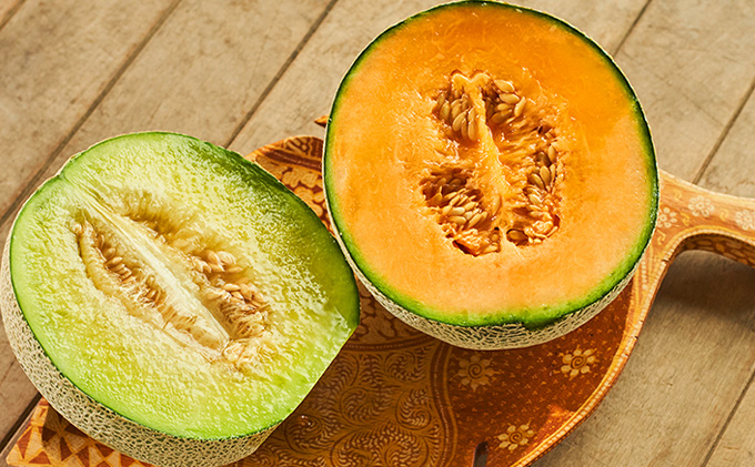 【2026年7月中旬～発送】北海道 富良野メロン 赤肉・青肉 計2玉セット (スイートベジタブルファクトリー) メロン フルーツ 果物 新鮮 甘い 贈り物 ギフト 道産 ジューシー おやつ ふらの ブランド 夏 